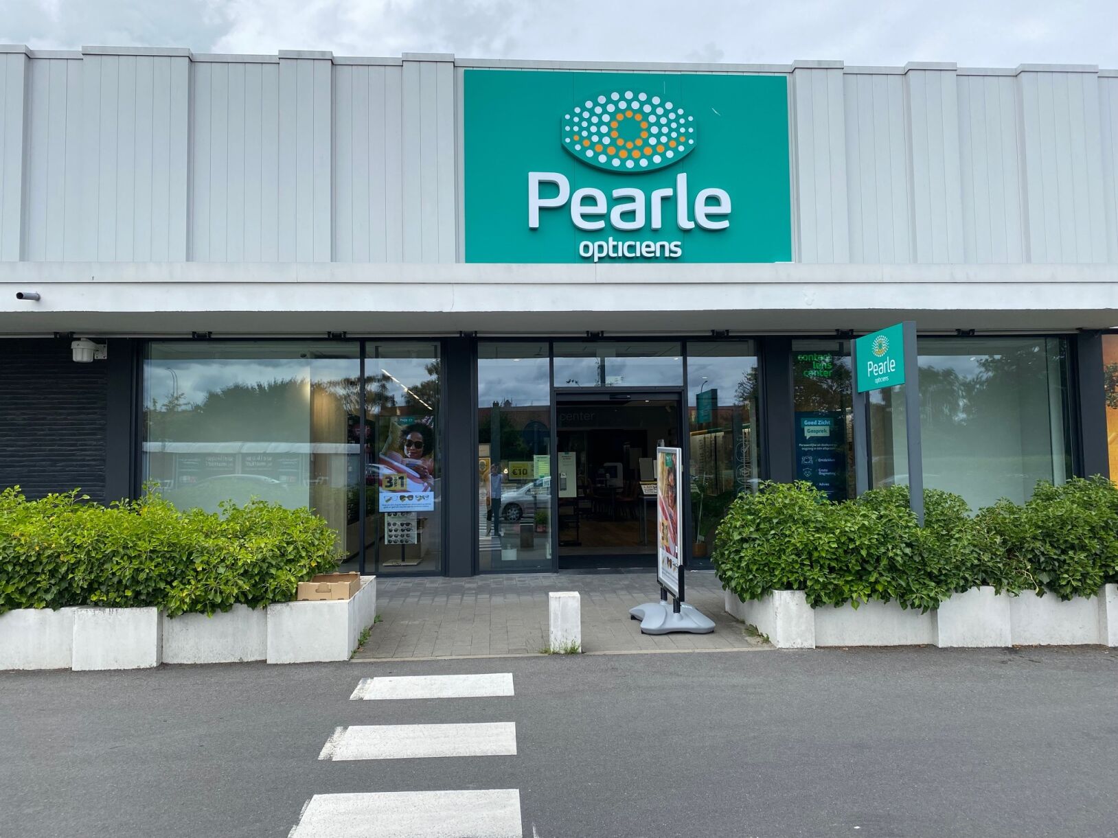 Pearle Opticiens Tielt - Carrefour (+contact lens center)